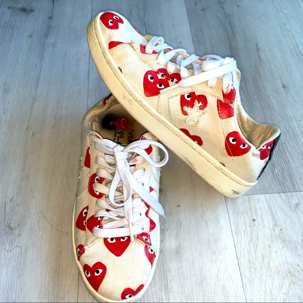 CDG PLAY x Converse Sneakers